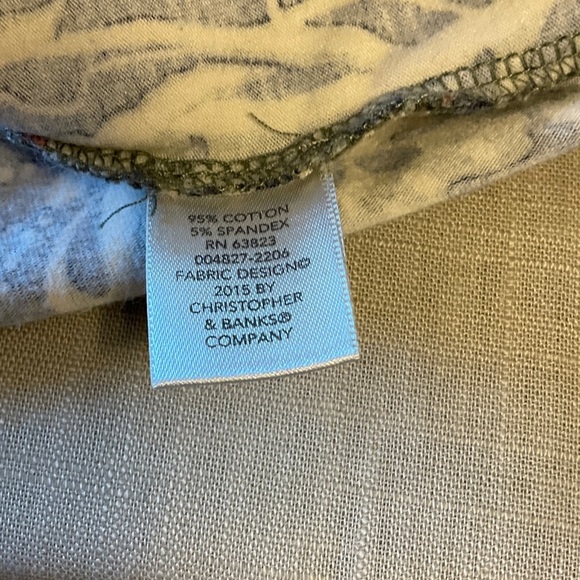 Chic Paisley Women's Blouse - Picture 6 of 7